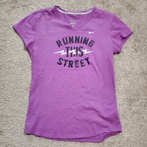 NIKE Running Dri-FIT Women's Small Purple Graphic T-Shirt EUC